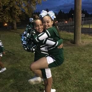 Meet your Posher, Monay